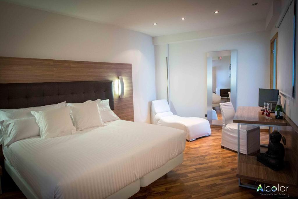 Hotel Bruc Exterior foto